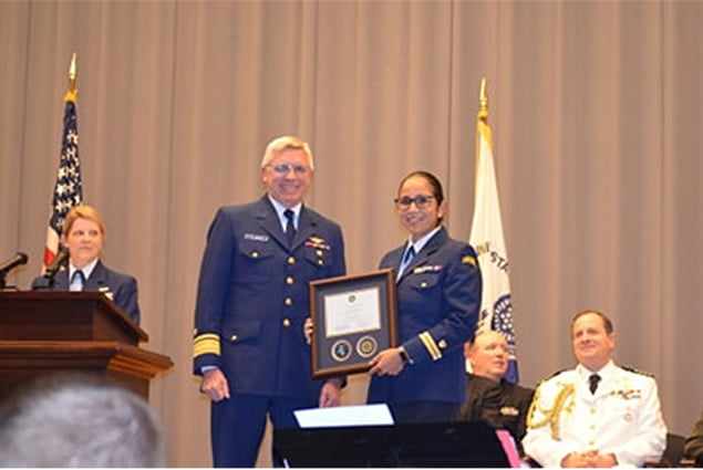San Pedrana Lieutenant Alma Pinelo 1st Belizean Woman to Receive Honor Graduate Award 