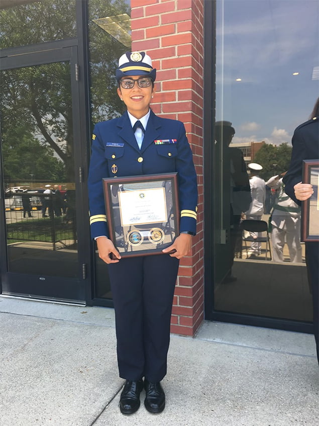 San Pedrana Lieutenant Alma Pinelo 1st Belizean Woman to Receive Honor Graduate Award 