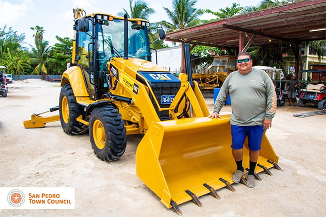 SPTC Receives Backhoe Donation to Help Tackle Sargassum