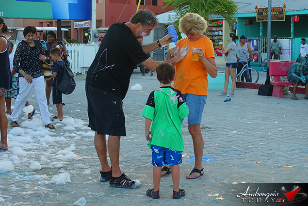 Carnaval 2018 Day One – Bad Bunnies and Pocahontas 