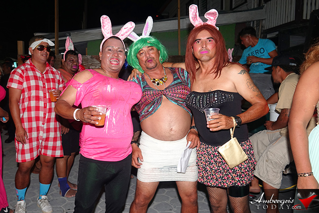 Carnaval 2018 Day One – Bad Bunnies and Pocahontas 