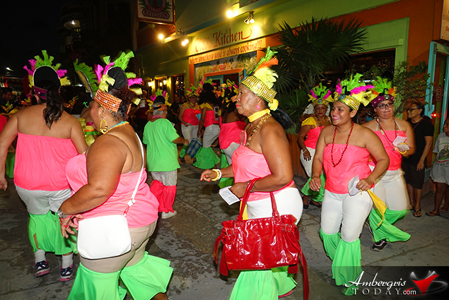 Carnaval 2018 Day Three - Barbies Shake to Scooby Doo Pa Pa 