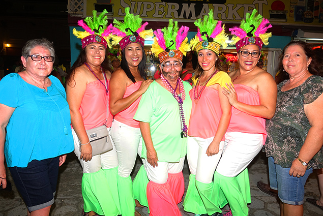 Carnaval 2018 Day Three - Barbies Shake to Scooby Doo Pa Pa 