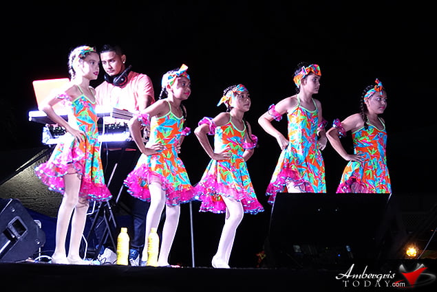 Carnaval Day 1: Painting and Dancing on the Streets of San Pedro 10 Las Caribeñas Dancing on the Streets of San Pedro