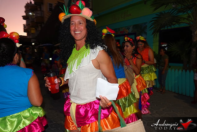 Carnaval Day 1: Painting and Dancing on the Streets of San Pedro 15 Las Caribeñas Dancing on the Streets of San Pedro