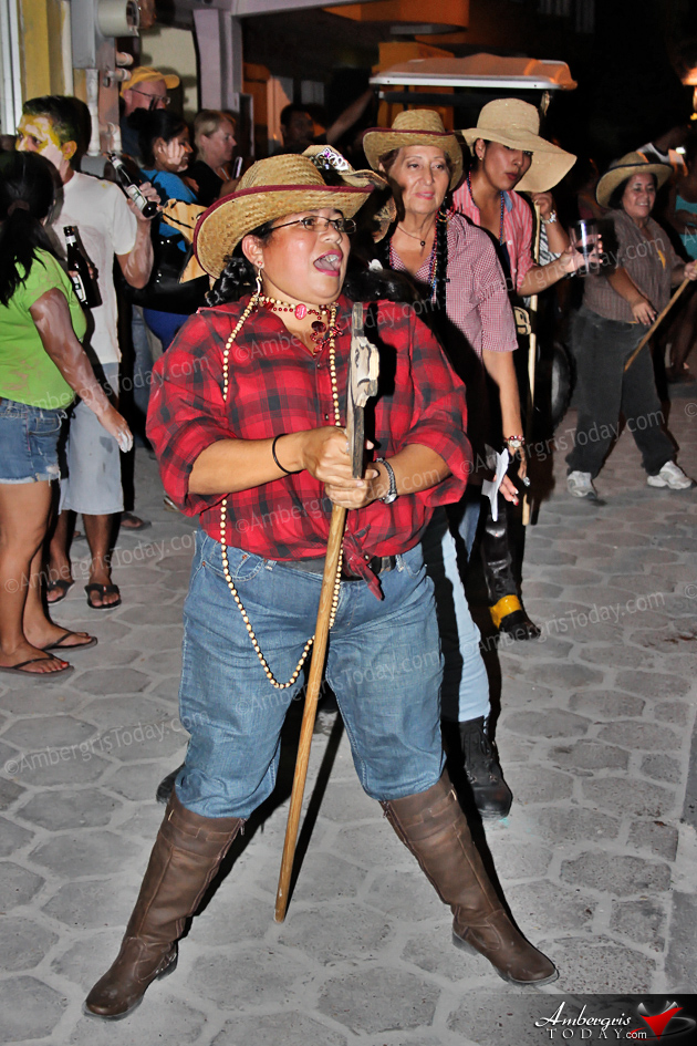Dedicated Compara Street Dancers Keep San Pedro Carnaval Alive