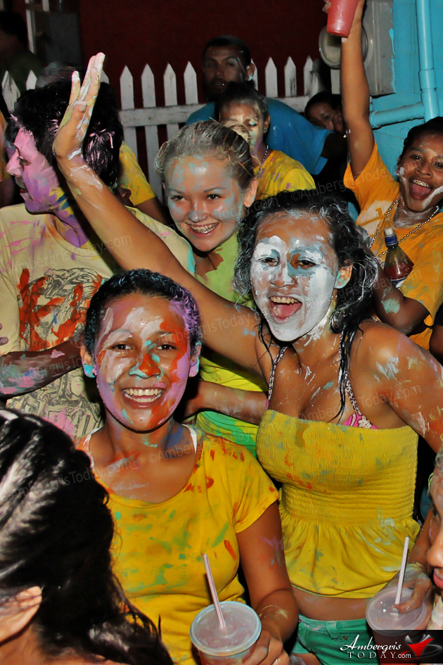 San Pedro AIDS Commission Boasts 6-Time Carnival Win