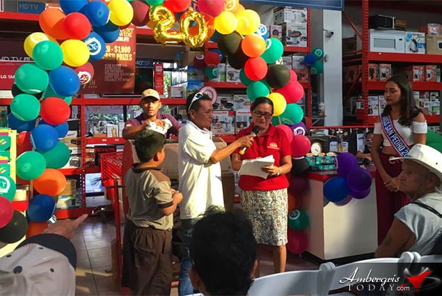 Castillo’s Hardware Celebrates 20th Anniversary 4 Castillo’s Hardware Celebrates 20th Anniversary