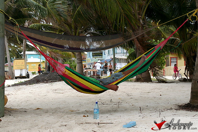 Can You “Go Slow” the Caye Caulker Way? 2 Go Slow in Caye Caulker