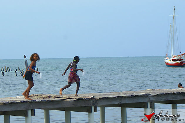 Can You “Go Slow” the Caye Caulker Way? 6 Go Slow in Caye Caulker