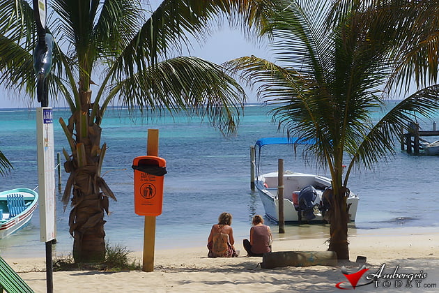 Can You “Go Slow” the Caye Caulker Way? 10 Tourist on the beach, Ambergris Caye