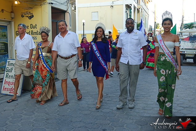 1st Ever Central American & Mexican Independence Parade 