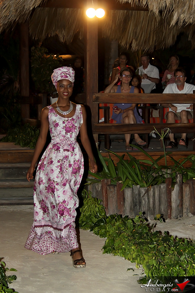 Costa Maya Pageant Delegates Paint the Town Red