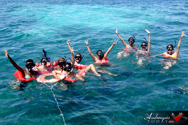 Costa Maya Pageant Delegates Paint the Town Red