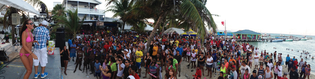 Huge Crowds Flood Ambergris Caye for Easter Weekend