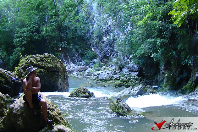 Where The Hell Is Belize? 4 Cave in Toledo District