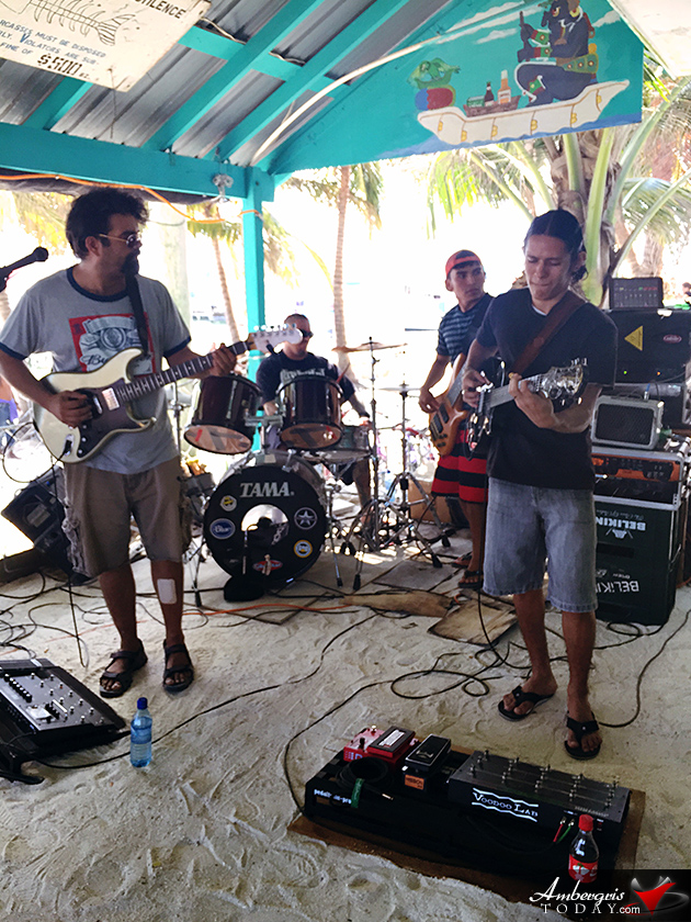 Can’t Stop the Finger Licking at Estel’s BBQ Competition