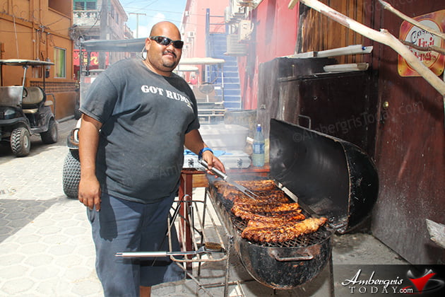 Estel’s Takes BBQ Ribs Seriously in San Pedro Grilling Competition