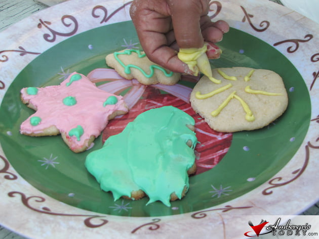 Family Christmas Cookie Day 5 v