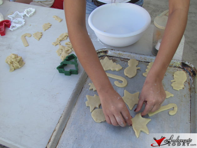 Family Christmas Cookie Day 4 Varela's Christmas Cookie Day