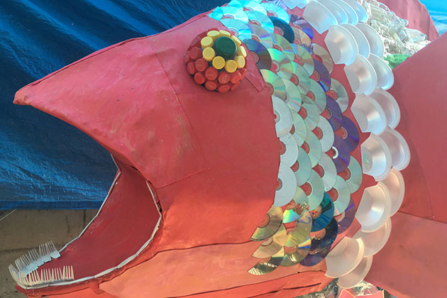 Fishy Art Heightens Awareness About Rising Tide of Pollutants Fishy Art Heightens Awareness About Rising Tide of Pollutants