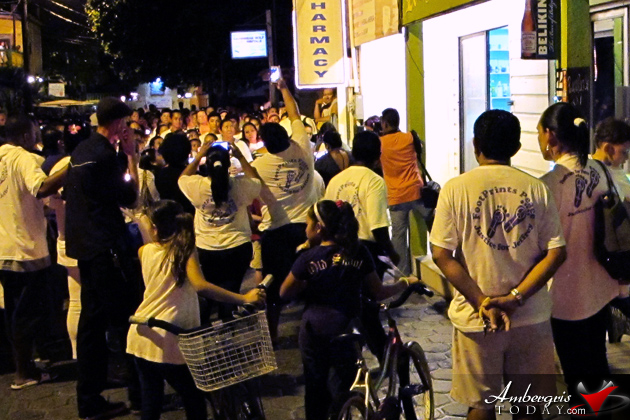 Hundreds Leave Footprints for Peace at Anti-Crime Rally -Justice for Jeffrey Eiley