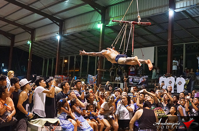 Unbelievable Freak Show at Belize Tattoo Expo
