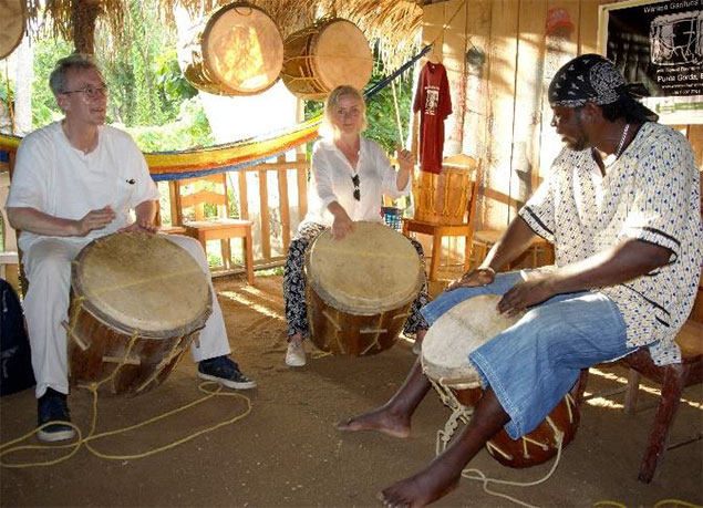German journalists conclude working visit to Belize