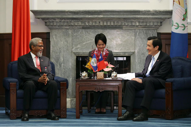 Belize Governor General Launches Chinese-language Edition of Belizean Book