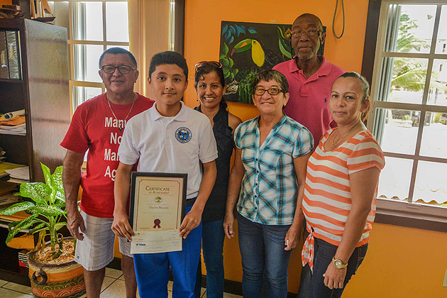 Hon. Manuel Heredia Awards Top Island PSE Students