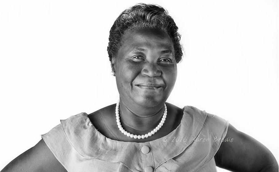 Photo Exhibit Celebrates Women’s International Month at San Pedro House of Culture