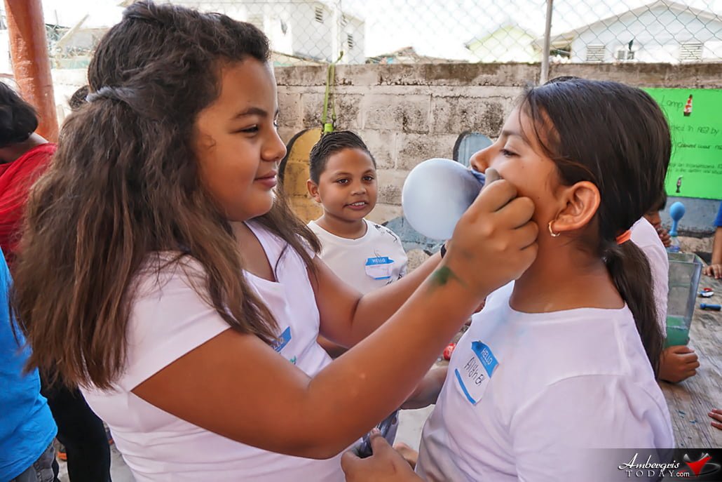 Young Minds Expand at Isla Bonita Science Fair