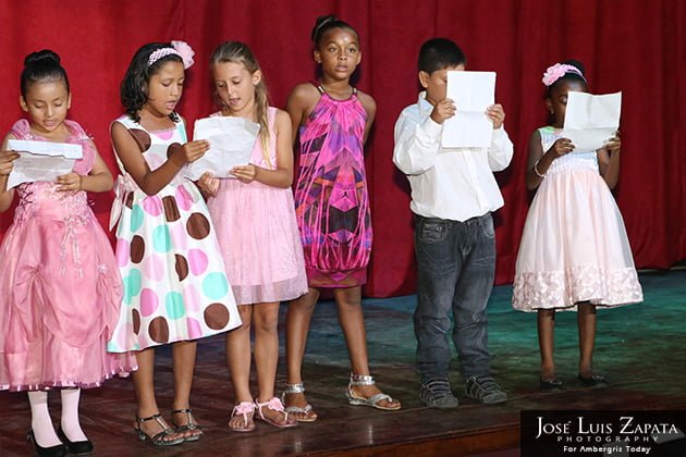 Isla Bonita Elementary School's Mother's Day Show