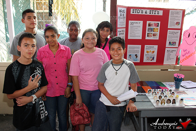 Isla Bonita Elementary Holds Open Day Exhibition Isla Bonita Elementary Holds Open Day Exhibition