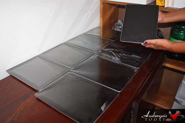 Isla Bonita Elementary School Receives 20 Tablets  Isla Bonita Elementary School Receives 20 Tablets