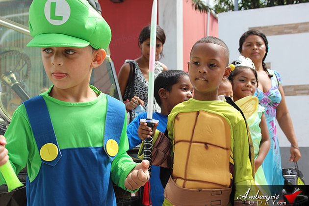 Halloween Trick or Treat Fun in San Pedro