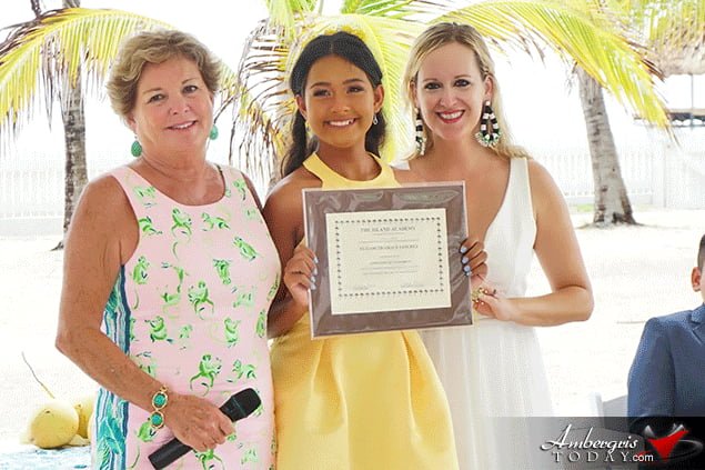 Eight Island Academy Graduates Celebrate End of School Year