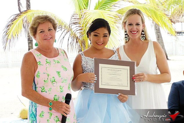 Eight Island Academy Graduates Celebrate End of School Year