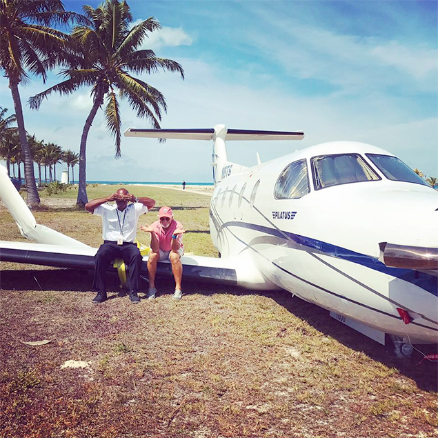 Jimmy Buffett private pilot Gerald Leslie