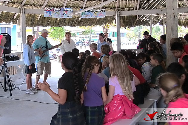 Kelly McGuire Sing-Along at Island Academy 4 Kelly McGuire at Island Academy