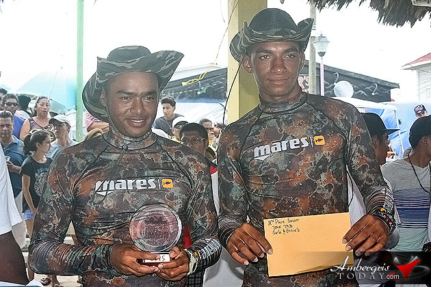 Kayakers Battle at 11th Annual Lagoon Reef Eco Challenge