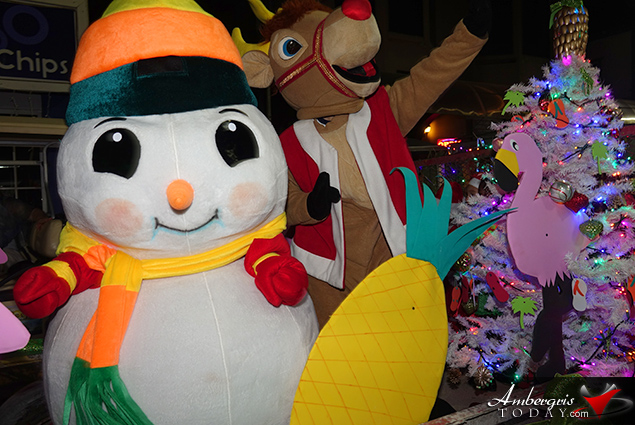 Love FMs Christmas Parade Spreads Christmas Cheer