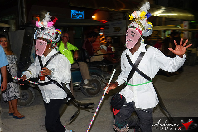Love FMs Christmas Parade Spreads Christmas Cheer