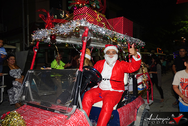 Love FMs Christmas Parade Spreads Christmas Cheer