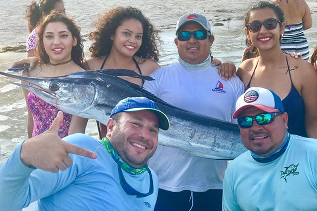 Belize’s Hook Line and Sinker Places Third at Mahahual Fishing Tournament
