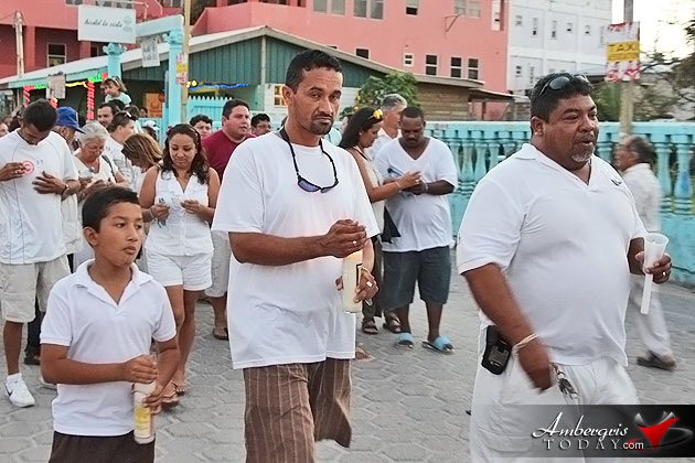 Residents March for Peace as Authorities Promise Island’s Safety