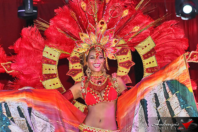 Miss Honduras Gabriela Vanessa Salazar crowned Miss Costa Maya 2015