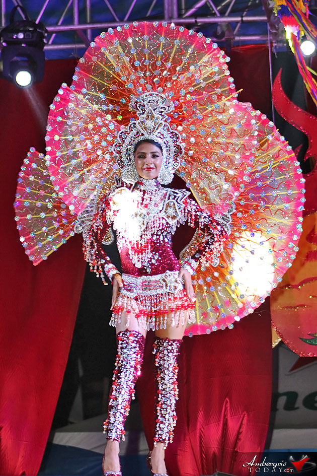 Miss Honduras Gabriela Vanessa Salazar crowned Miss Costa Maya 2015