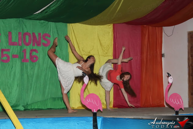 San Pedro Lion's Club Crowns New Queen 2015