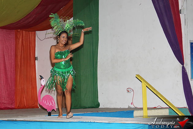 San Pedro Lion's Club Crowns New Queen 2015